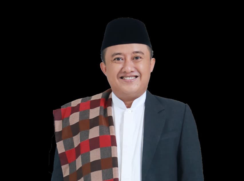 Pimpinan Ponpes Riyadussalikin Kh Luthfi Fauzi