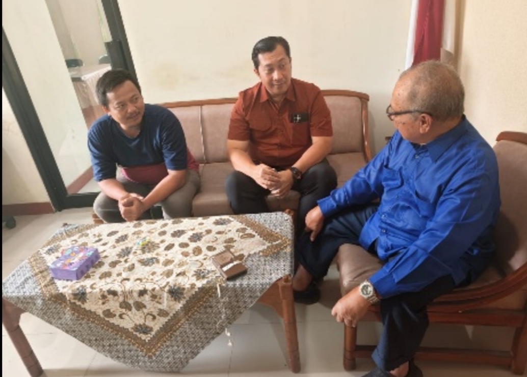 Dr.am .romly Mam.hum Ketua Fkub Banten
