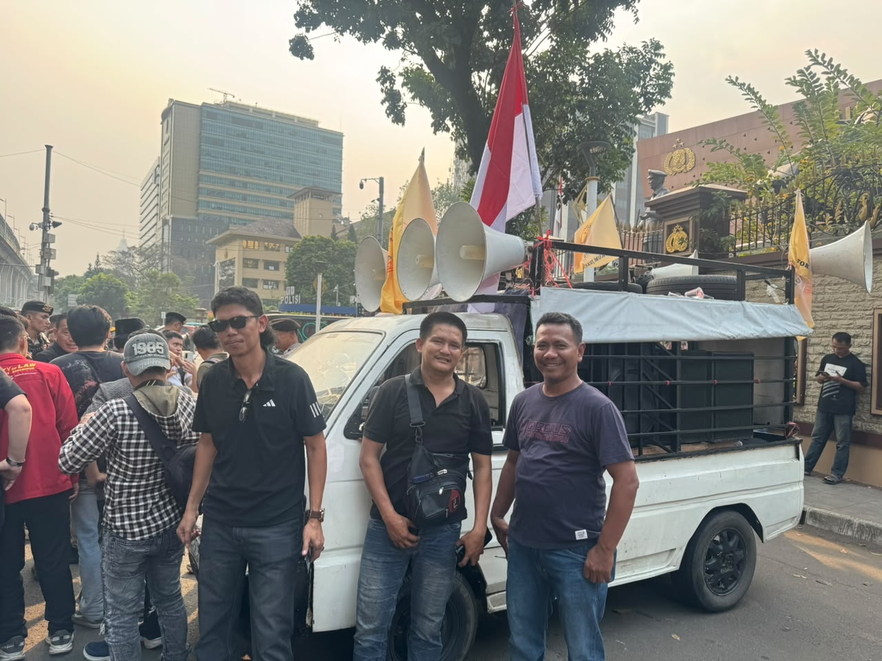 Komunitas Mobil Komando Mokom